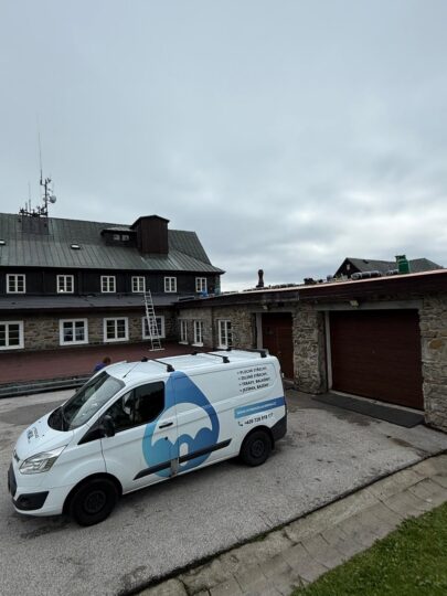 WhatsApp Image 2025-10-20 at 08.59.31 (1)