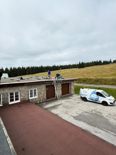 WhatsApp Image 2025-10-20 at 08.59.31